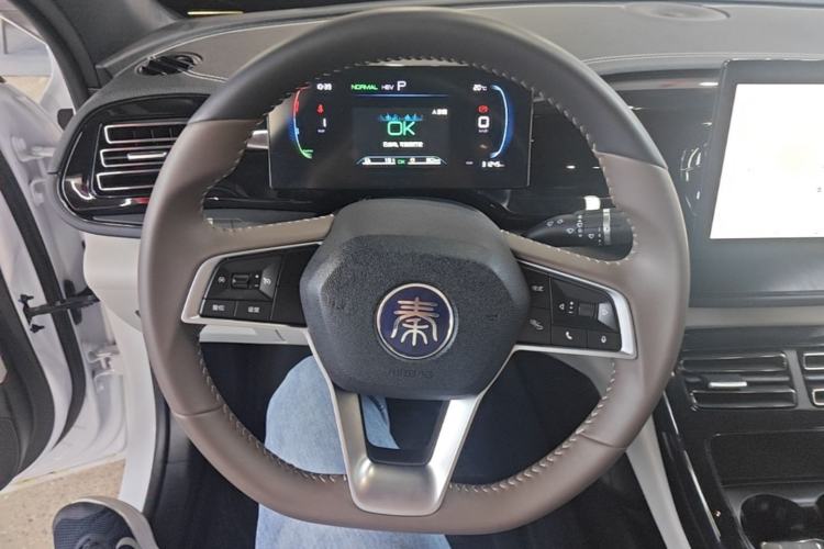 Used BYD Qin PLUS 2023 Champion Edition DM-i 55KM Leading Model Steering Wheel