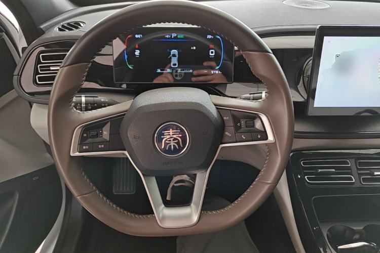 Used BYD Qin PLUS 2023 Champion Edition DM-i 55KM Leading Model Steering Wheel