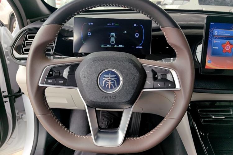 Used BYD Qin PLUS 2023 Champion Edition DM-i 55KM Leading Model Steering Wheel