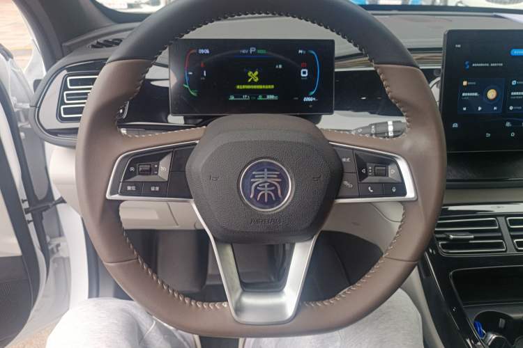 Used BYD Qin PLUS 2023 Champion Edition DM-i 55KM Leading Model Steering Wheel