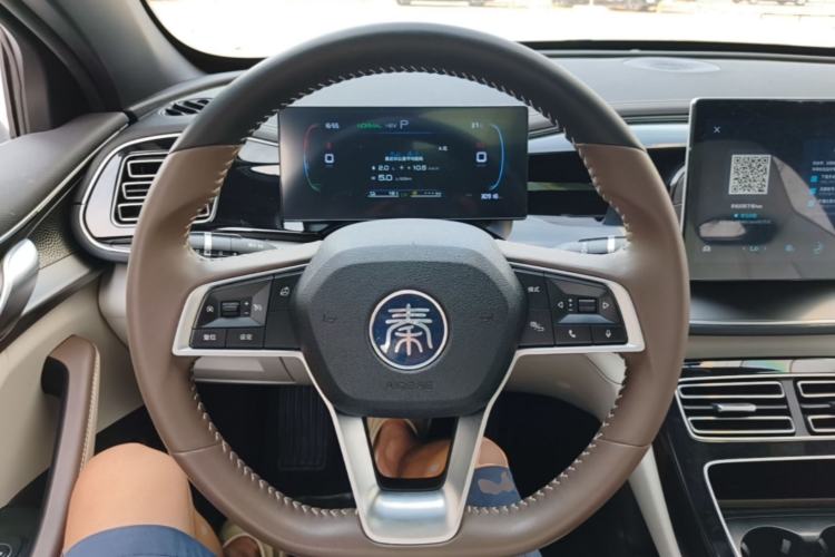 Used BYD Qin PLUS 2023 Champion Edition DM-i 120KM Leading Model Steering Wheel