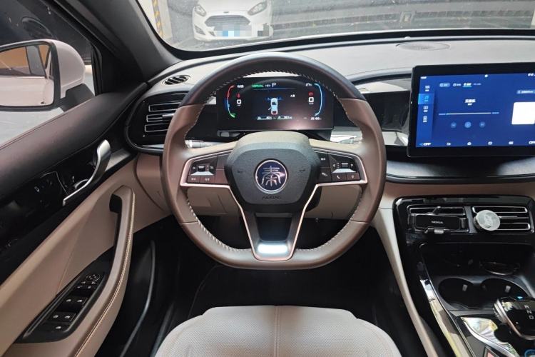 Used BYD Qin PLUS 2023 Champion Edition DM-i 55KM Leading Model Steering Wheel