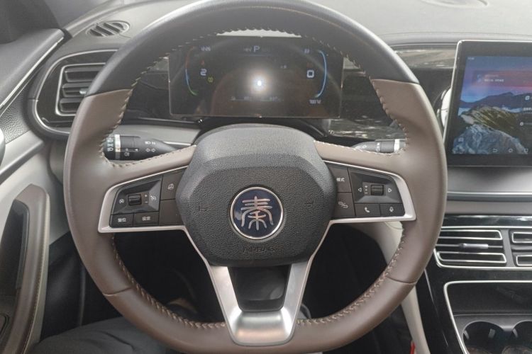 Used BYD Qin PLUS 2023 Champion Edition DM-i 120KM Leading Model Steering Wheel