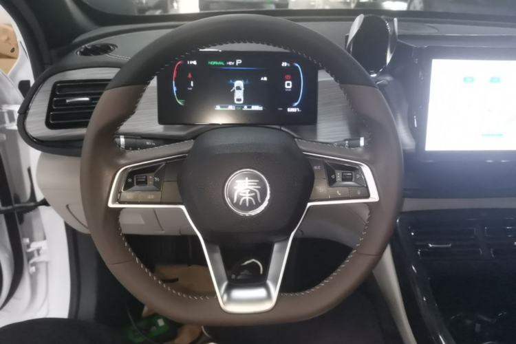 Used BYD Qin PLUS 2023 Champion Edition DM-i 55KM Leading Model Steering Wheel