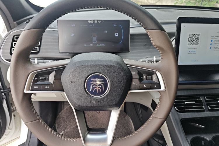 Used BYD Qin PLUS 2023 Champion Edition DM-i 55KM Leading Model Steering Wheel