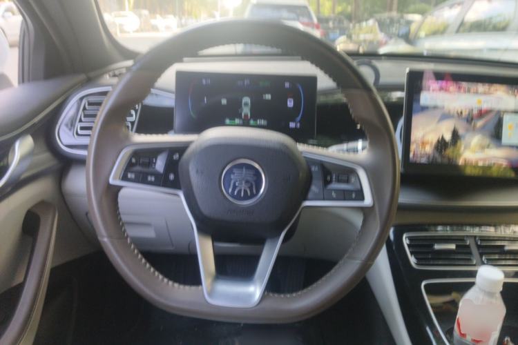 Used BYD Qin PLUS 2023 Champion Edition DM-i 55KM Superior Model Steering Wheel