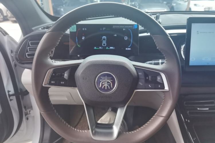 Used BYD Qin PLUS 2023 Champion Edition DM-i 55KM Leading Model Steering Wheel