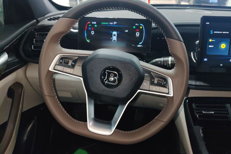 Used BYD Qin PLUS 2023 Champion Edition DM-i 55KM Leading Model Steering Wheel