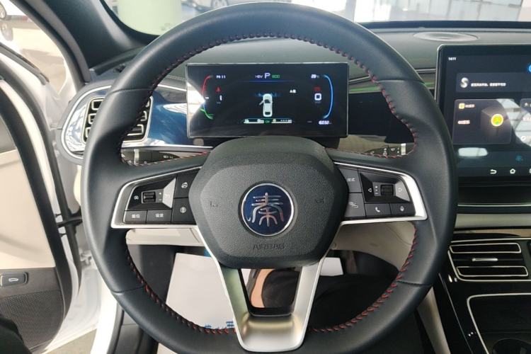 Used BYD Qin PLUS 2023 Champion Edition DM-i 120KM Beyond Model Steering Wheel