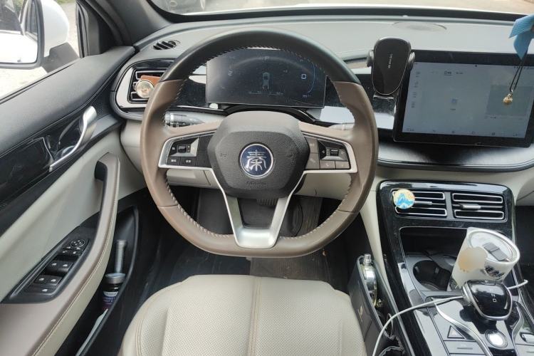 Used BYD Qin PLUS 2023 Champion Edition DM-i 55KM Leading Model Steering Wheel