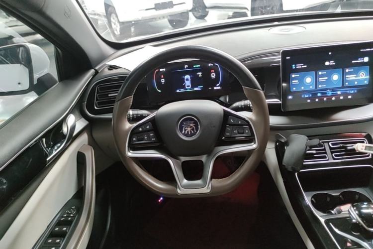Used BYD Qin PLUS 2023 Champion Edition EV 510KM Beyond Model Steering Wheel