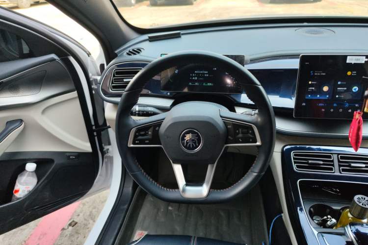 Used BYD Qin PLUS 2023 Champion Edition DM-i 120KM Leading Model Steering Wheel