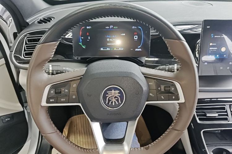 Used BYD Qin PLUS 2023 Champion Edition DM-i 55KM Superior Model Steering Wheel