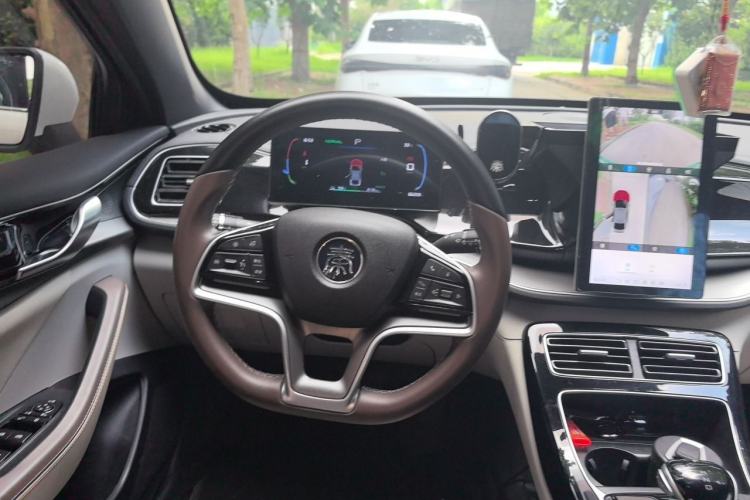 Used BYD Qin PLUS 2023 Champion Edition EV 420KM Superior Model Steering Wheel