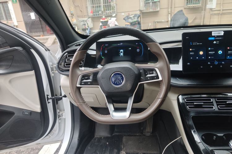 Used BYD Qin PLUS 2023 Champion Edition DM-i 55KM Leading Model Steering Wheel