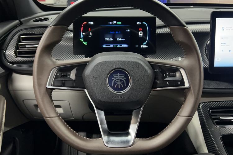 Used BYD Qin PLUS 2023 Champion Edition DM-i 55KM Leading Model Steering Wheel