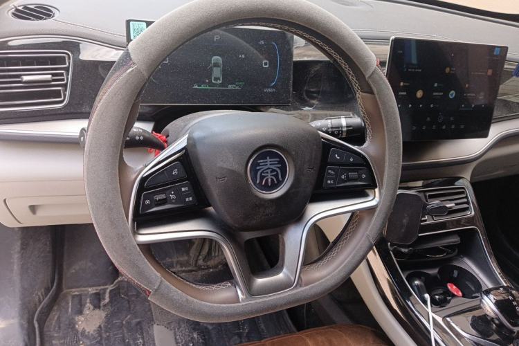 Used BYD Qin PLUS 2023 Champion Edition EV 510KM Leading Model Steering Wheel