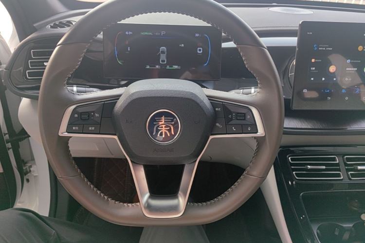 Used BYD Qin PLUS 2023 Champion Edition DM-i 55KM Leading Model Steering Wheel