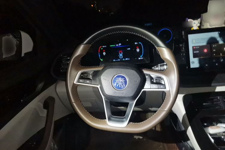 Used BYD Qin PLUS 2023 Champion Edition DM-i 55KM Leading Model Steering Wheel