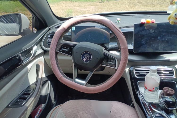 Used BYD Qin PLUS 2023 Champion Edition DM-i 55KM Superior Model Steering Wheel