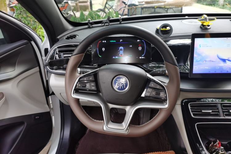 Used BYD Qin PLUS 2023 Champion Edition EV 510KM Beyond Model Steering Wheel