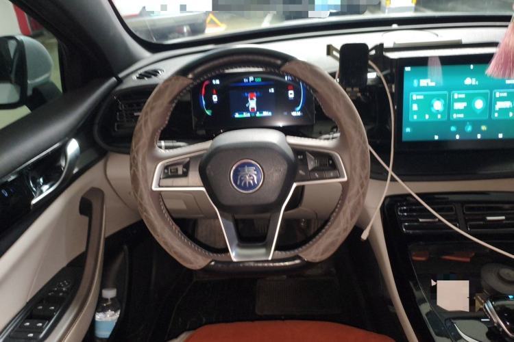 Used BYD Qin PLUS 2023 Champion Edition DM-i 55KM Leading Model Steering Wheel