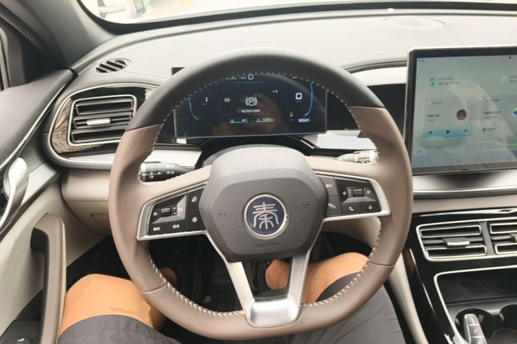 Used BYD Qin PLUS 2023 Champion Edition DM-i 120KM Beyond Model Steering Wheel