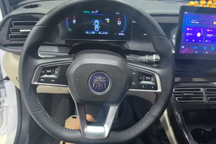 Used BYD Qin PLUS 2023 Champion Edition DM-i 55KM Leading Model Steering Wheel
