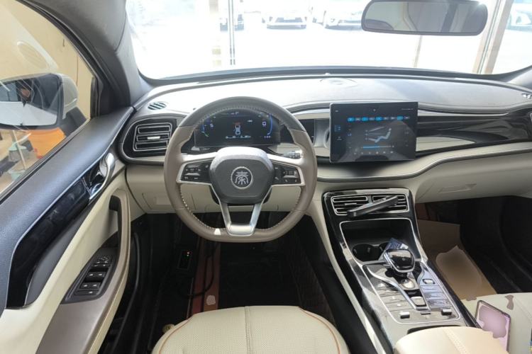 Used BYD Qin PLUS 2023 Champion Edition DM-i 120KM Leading Model Steering Wheel