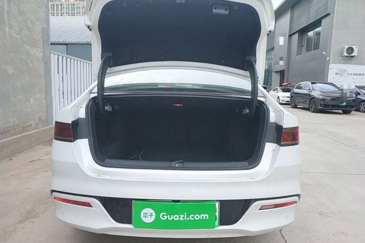 Used BYD Qin PLUS 2023 Champion Edition DM-i 120KM Leading Model Trunk