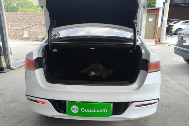 Used BYD Qin PLUS 2023 Champion Edition DM-i 120KM Leading Model Trunk