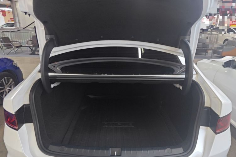 Used BYD Qin PLUS 2023 Champion Edition DM-i 55KM Leading Model Trunk