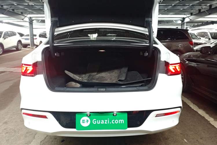 Used BYD Qin PLUS 2023 Champion Edition DM-i 120KM Beyond Model Trunk