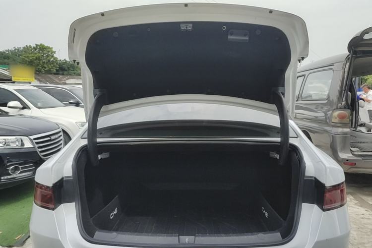Used BYD Qin PLUS 2023 Champion Edition EV 420KM Leading Model Trunk
