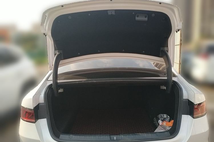 Used BYD Qin PLUS 2023 Champion Edition DM-i 55KM Leading Model Trunk