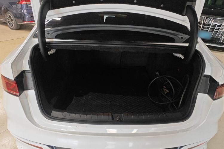 Used BYD Qin PLUS 2023 Champion Edition DM-i 120KM Leading Model Trunk