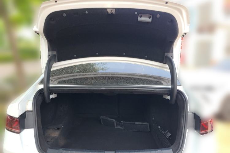 Used BYD Qin PLUS 2023 Champion Edition DM-i 55KM Leading Model Trunk