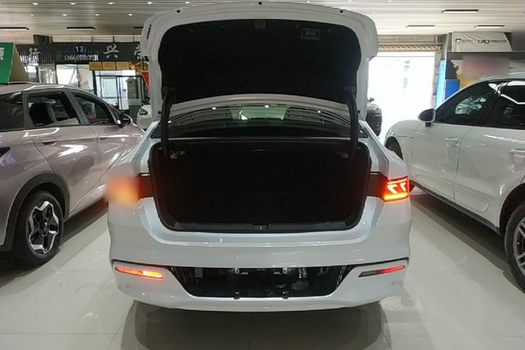 Used BYD Qin PLUS 2023 Champion Edition EV 420KM Leading Model Trunk