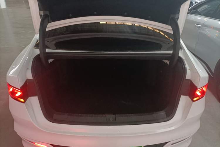 Used BYD Qin PLUS 2023 Champion Edition EV 420KM Leading Model Trunk