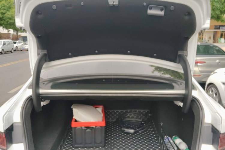 Used BYD Qin PLUS 2023 Champion Edition DM-i 120KM Leading Model Trunk