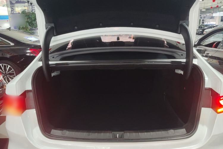 Used BYD Qin PLUS 2023 Champion Edition DM-i 120KM Leading Model Trunk