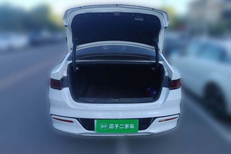 Used BYD Qin PLUS 2023 Champion Edition DM-i 55KM Leading Model Trunk