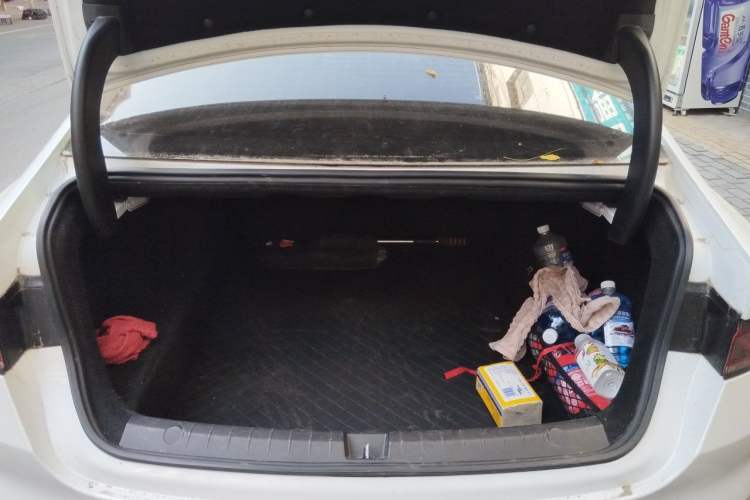 Used BYD Qin PLUS 2023 Champion Edition DM-i 55KM Leading Model Trunk