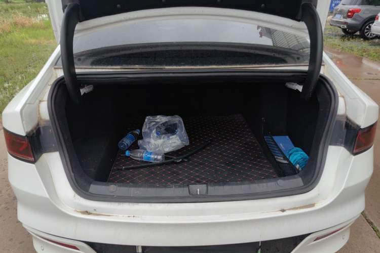 Used BYD Qin PLUS 2023 Champion Edition DM-i 55KM Leading Model Trunk