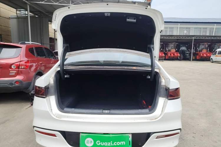 Used BYD Qin PLUS 2023 Champion Edition DM-i 55KM Leading Model Trunk
