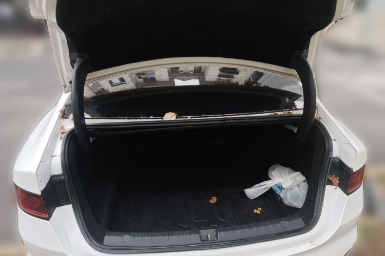 Used BYD Qin PLUS 2023 Champion Edition DM-i 55KM Leading Model Trunk