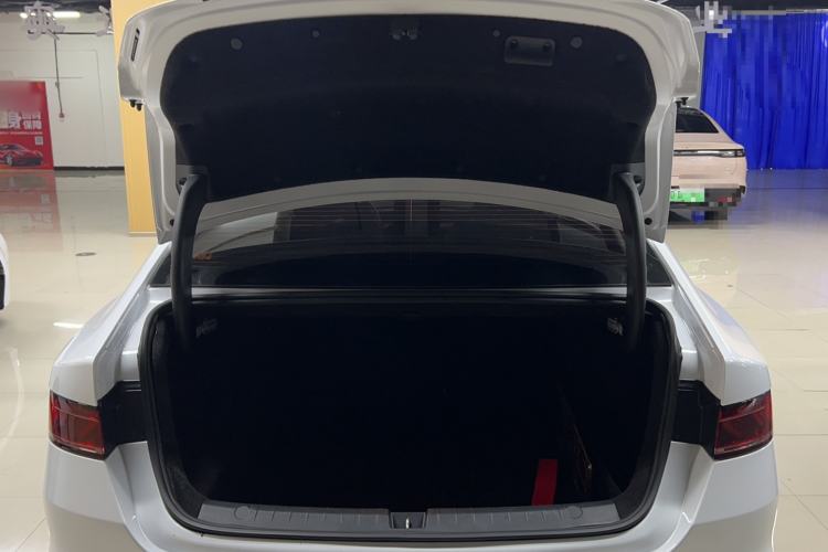Used BYD Qin PLUS 2023 Champion Edition DM-i 55KM Leading Model Trunk