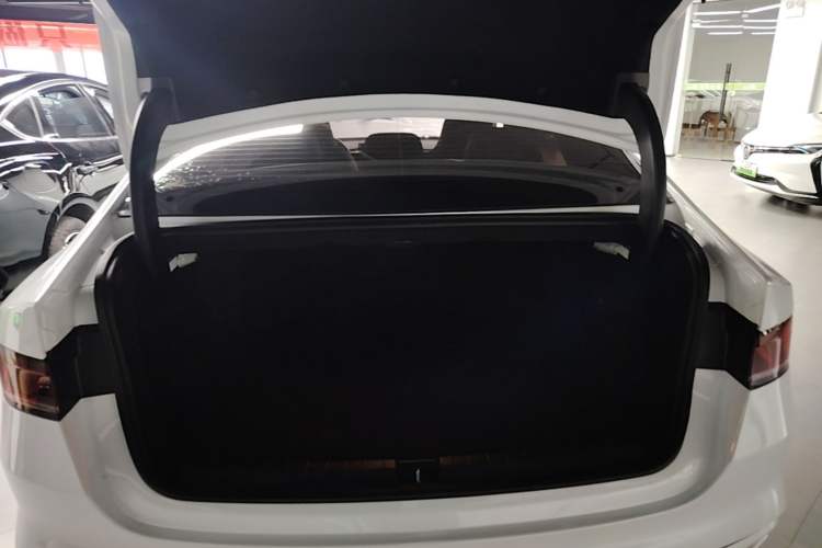 Used BYD Qin PLUS 2023 Champion Edition EV 510KM Leading Model Trunk