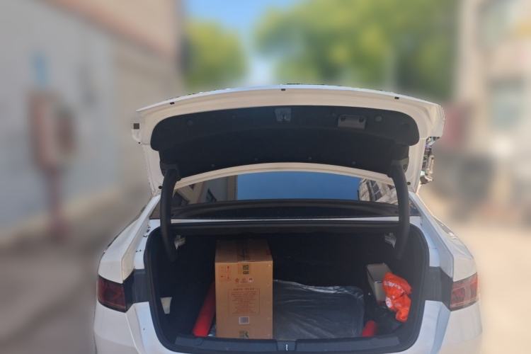 Used BYD Qin PLUS 2023 Champion Edition DM-i 120KM Leading Model Trunk