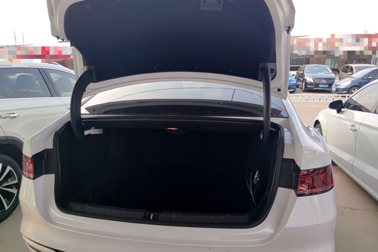 Used BYD Qin PLUS 2023 Champion Edition DM-i 55KM Leading Model Trunk